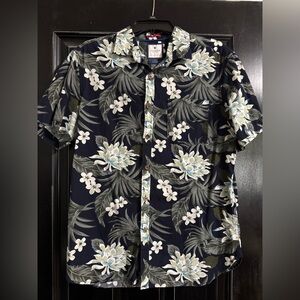 Cactus Man Blue and White floral Shirt size large